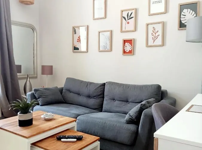 Appart Hôtel Parc Sainte Marie *